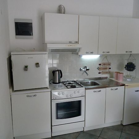 Apartmani Paulo Vis Eksteriør bilde