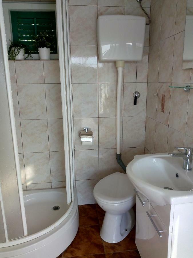 Apartmani Paulo Vis Eksteriør bilde